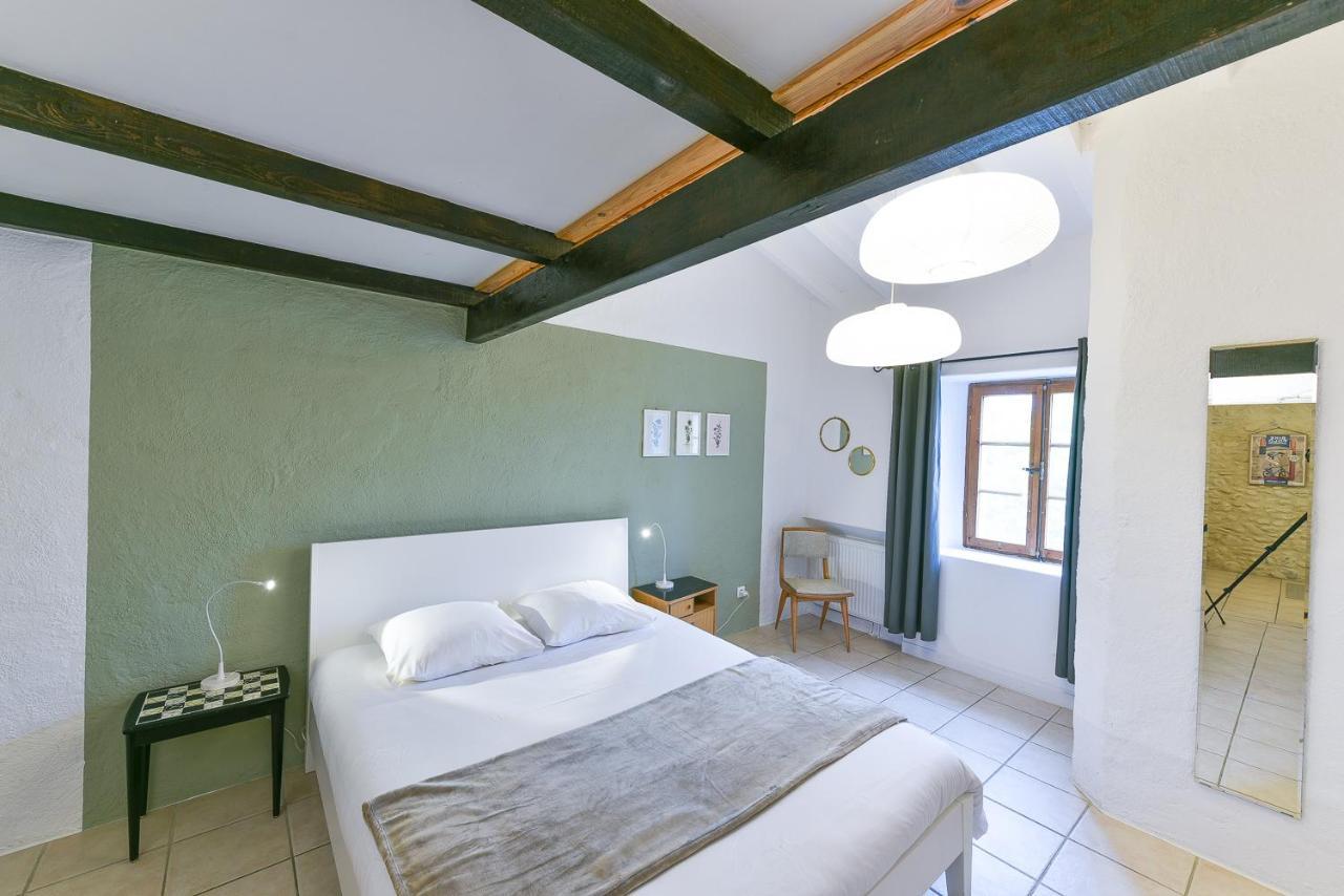 Auberge La Plaine Chabrillan Bagian luar foto