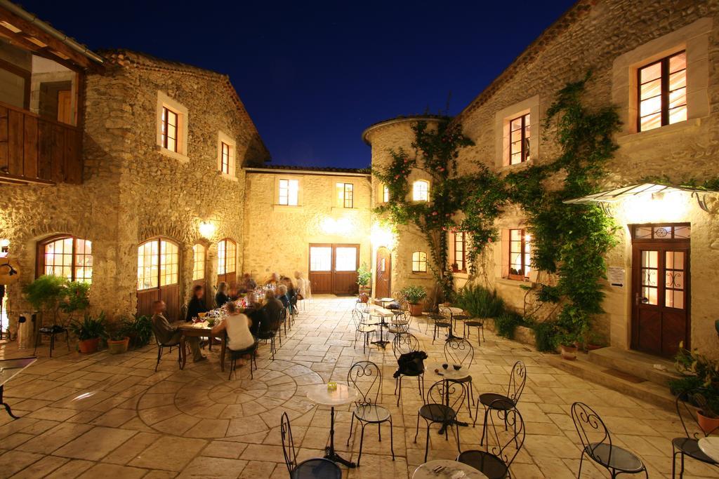 Auberge La Plaine Chabrillan Bagian luar foto